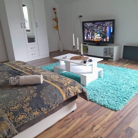 Stan Na Dan Gornji Milanovac-Centar-Nova Gradnja Apartment Exterior photo